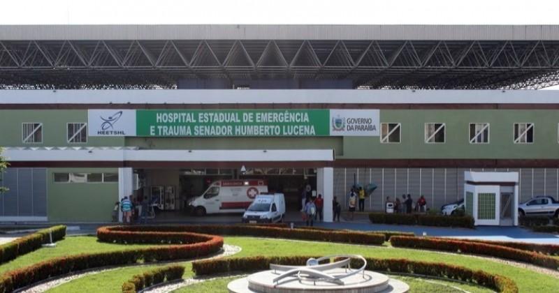 Homem é internado após ter testículos mordidos por mulher durante briga
