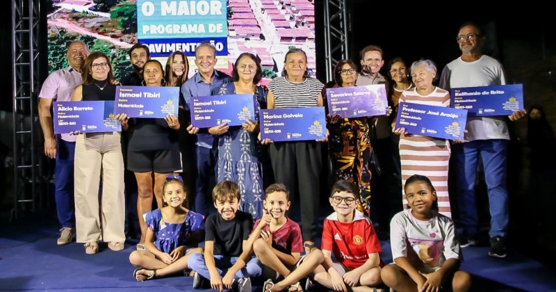 Prefeitura de Patos entrega mais 7 ruas calçadas no bairro Jardim Redenção