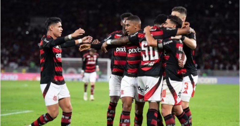 Flamengo tem sete gols de falta nos últimos cinco anos, e Filipe admite poucos treinos
