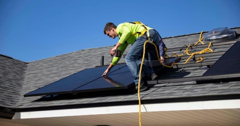 Justiça manda Energisa ressarcir cobranças indevidas de ICMS nas contas de energia solar na Paraíba
