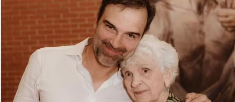 Um m�s ap�s morte do irm�o Oscar, Tadeu Schmidt perde a m�e de 92 anos