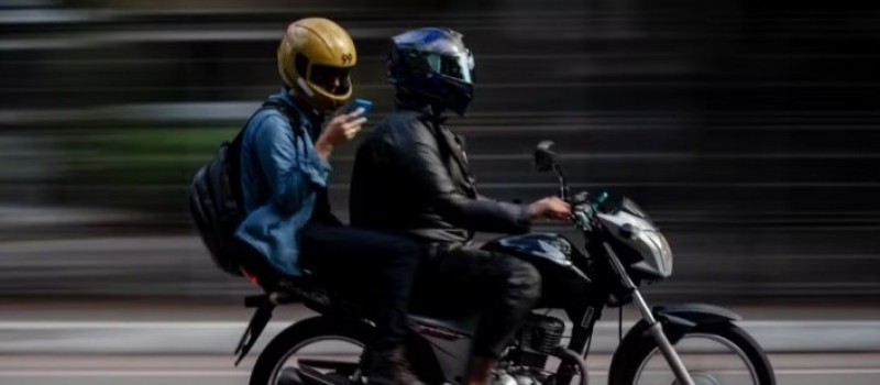 Lula lan�a linha de cr�dito para compra de moto e bicicleta el�trica por entregadores