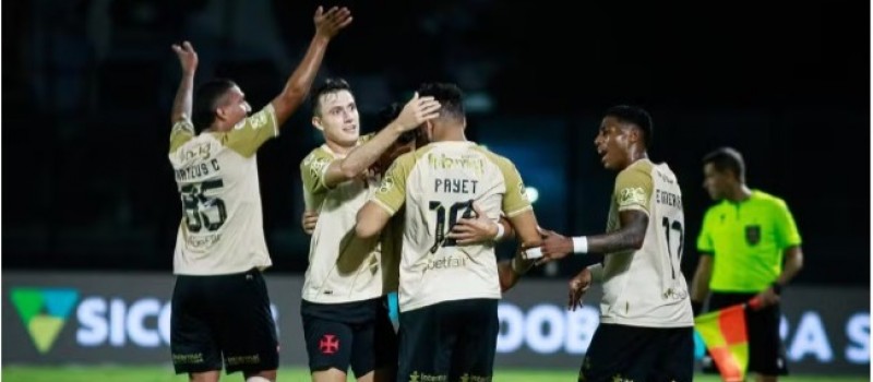 Jogo dos 9 erros: Vasco  o time que mais sofre gols com falhas individuais
