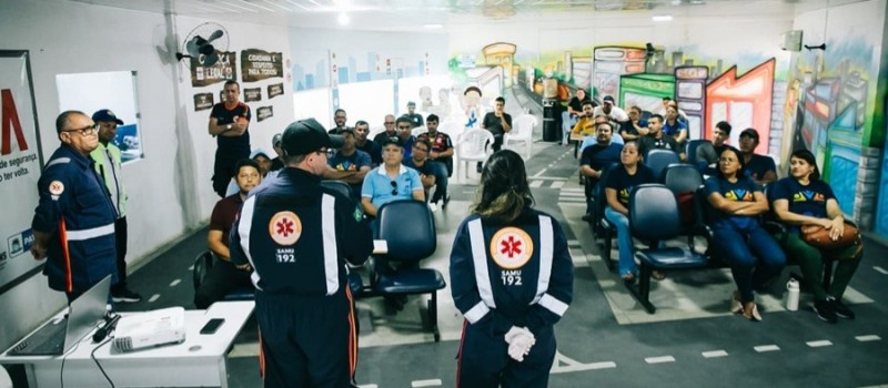 STTrans promove curso de forma��o para motoristas e monitores escolares do munic�pio de Patos