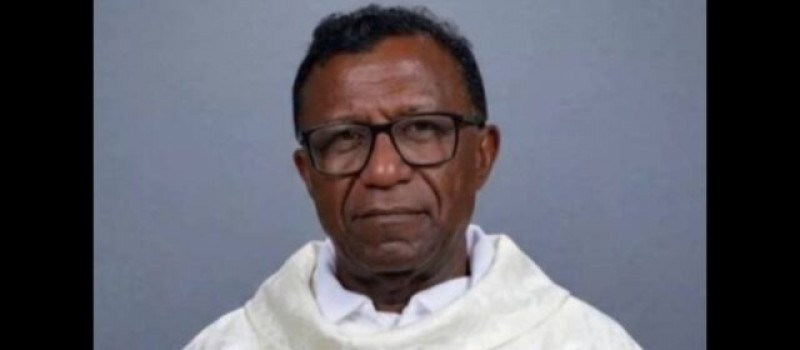 Ex-padre Quirino Pedro Cirilo est� internado em Patos em estado grave ap�s sofrer queda