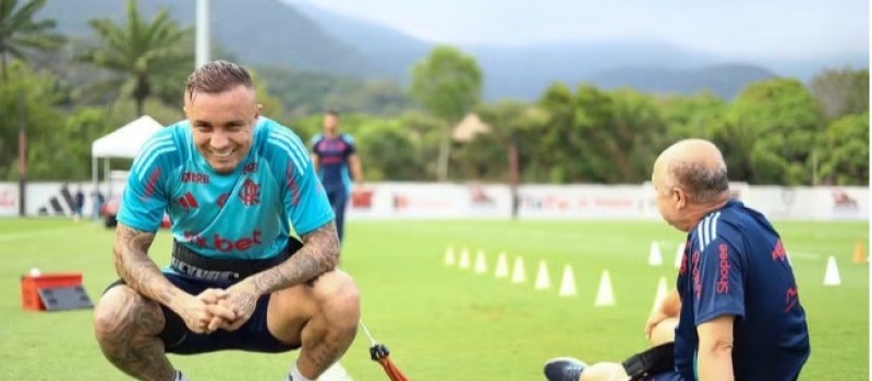 Cebolinha completa um m�s sem jogar pelo Flamengo em meio � indefini��o sobre seu futuro