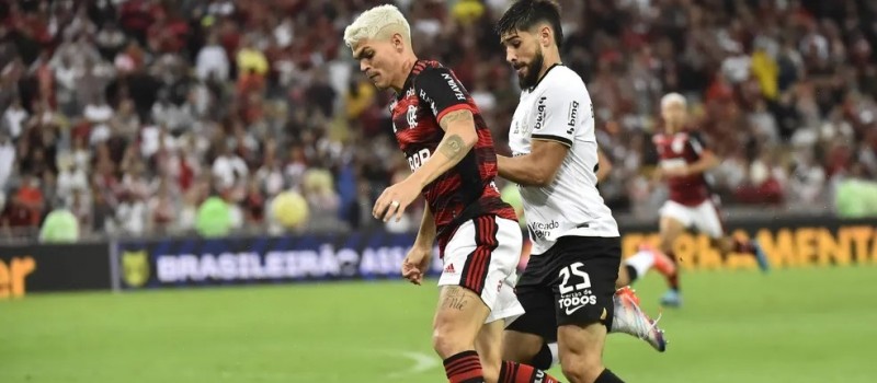 Flamengo avan�a para ter Ayrton Lucas de volta, mas Sa�l � d�vida; Danilo retorna 