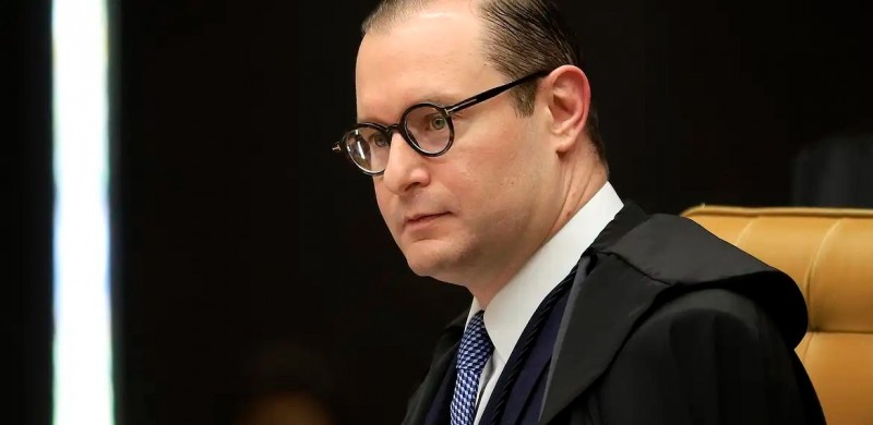 Ministro Zanin condena deputados do PL por cobrar propina para liberar emendas