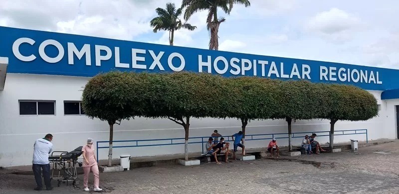 Hospital de Patos divulga estado de sa�de de v�timas de acidente tr�gico em Patos