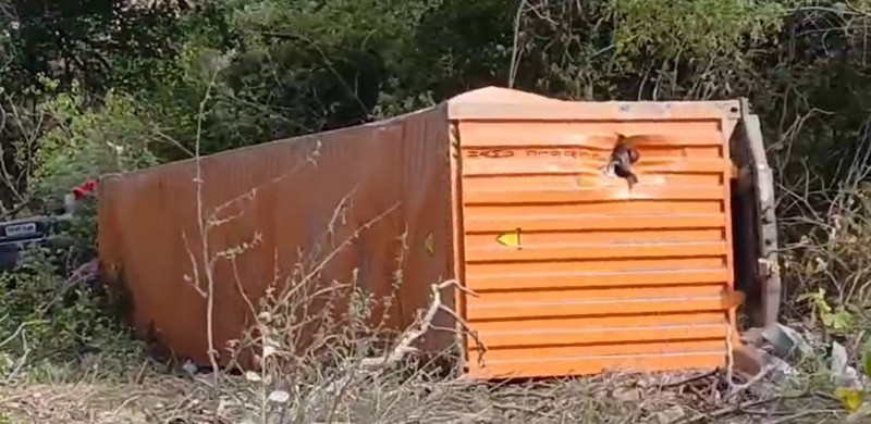 Acidente com carreta e carro de passeio mata um na BR-230, na Serra de Santa Luzia