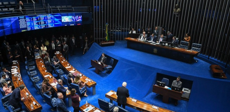 Senado deve votar nesta quarta-feira a PEC que acaba com a escala 6x1