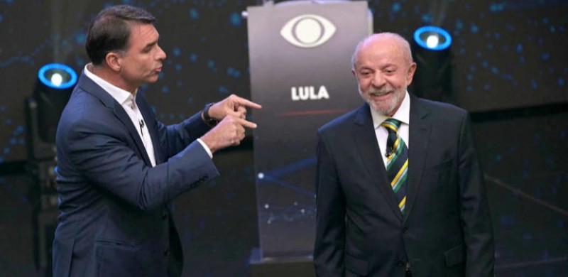Que horas o Tribunal Superior Eleitoral pretende anunciar o novo presidente do Brasil?