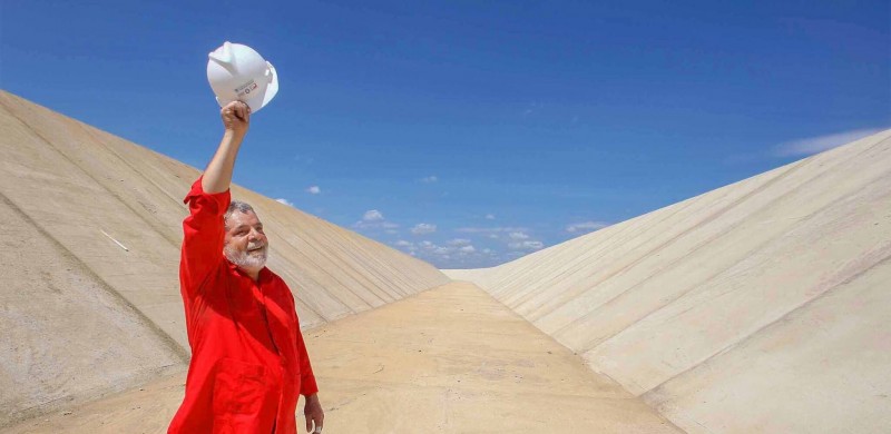 38% dos votos de Lula no 2� turno vieram do Nordeste, e 37,5%, do Sudeste