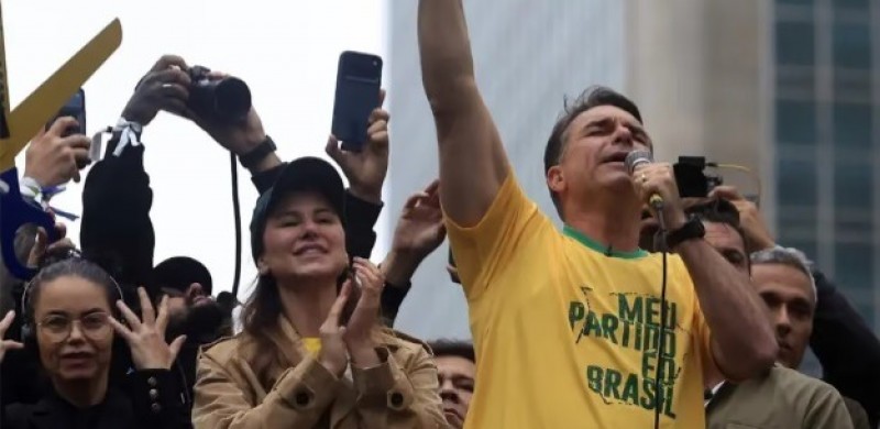 Advogado aliado de Trump diz que Rubio coordenou fuga de Fl�vio Bolsonaro para os EUA