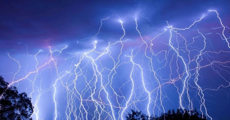 Para�ba registra mais de 200 mil raios nos primeiros meses de 2026; Sert�o � regi�o com maior �ndice de descargas