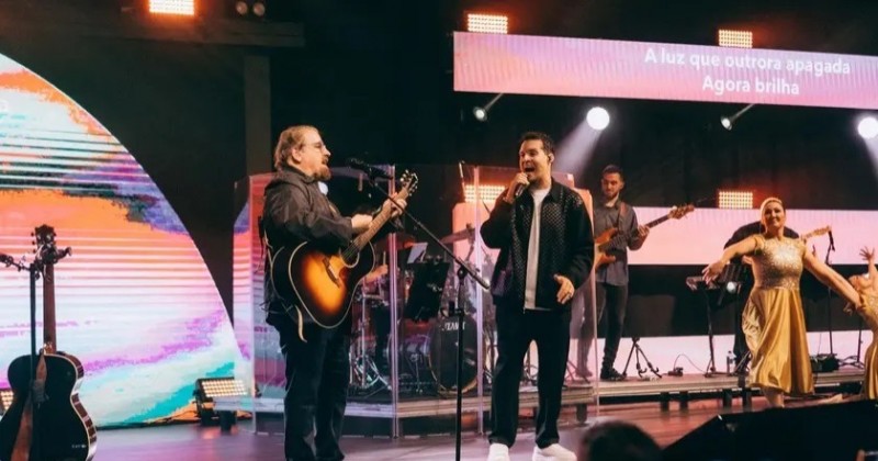 Asaph Borba lan�a nova vers�o de 'Jesus Em Tua Presen�a' com Brun�o Morada