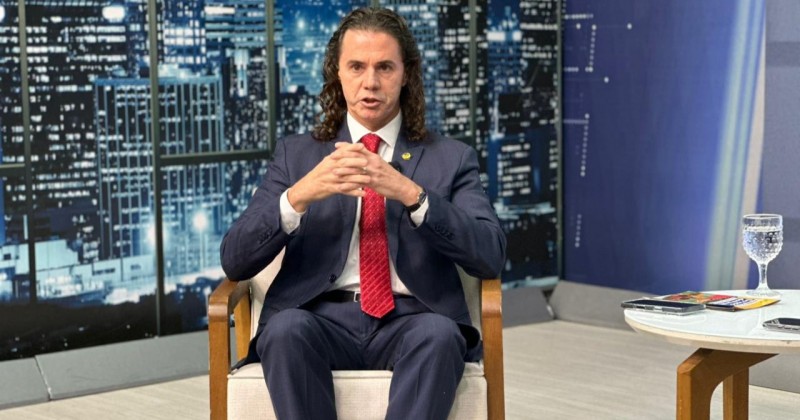 Veneziano diz que nem todos prefeitos do MDB apoiar�o C�cero e critica Efraim 