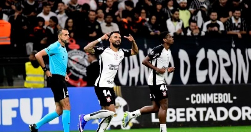 An�lise: Corinthians apresenta melhora com Diniz e tem in�cio perfeito na Liberta