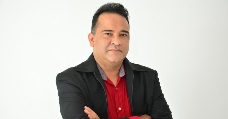 COLUNA VOC� N�O PODE PERDER: Jo�o Azev�do sob risco total e os vereadores comil�es de Patos