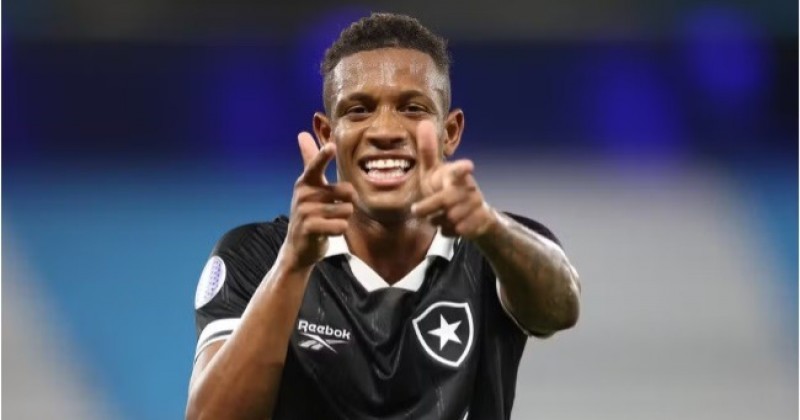 Botafogo espera vender Danilo por 40 milh�es de euros apostando em convoca��o