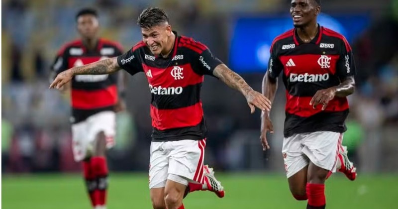 STJD mant�m pena de Carrascal ap�s recurso, e Flamengo fica sem meias contra o Vasco