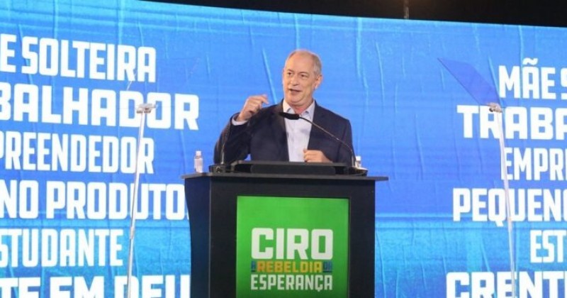 Ciro Gomes recusa convite do PSDB e decide n�o concorrer � Presid�ncia da Rep�blica