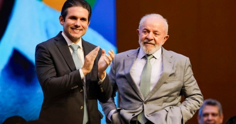 Lula fecha acordo com Motta para votar fim da escala 6x1 e redu��o da jornada para 40 horas semanais