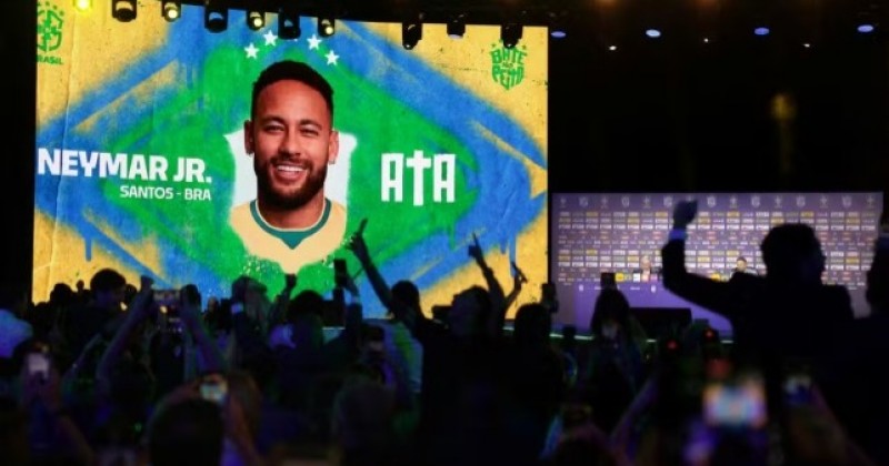 Conversa por v�deo fez a diferen�a na escolha de Ancelotti por Neymar