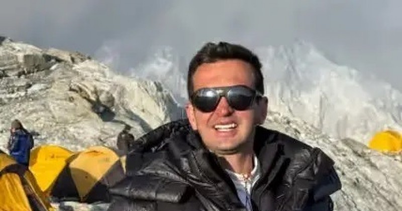Empres�rio Adalberto Neto se torna primeiro paraibano a alcan�ar o topo do Monte Everest