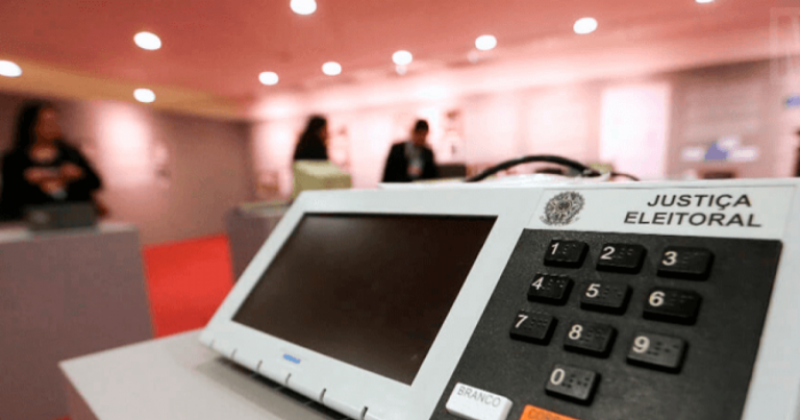 TSE decide em a��o que pedir votos em igreja configura 'Abuso Religioso'