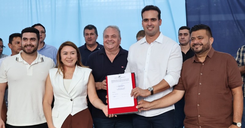 Cacimba de Areia e Quixaba ter�o R$ 37,5 milh�es em investimentos, anuncia governador em visita 