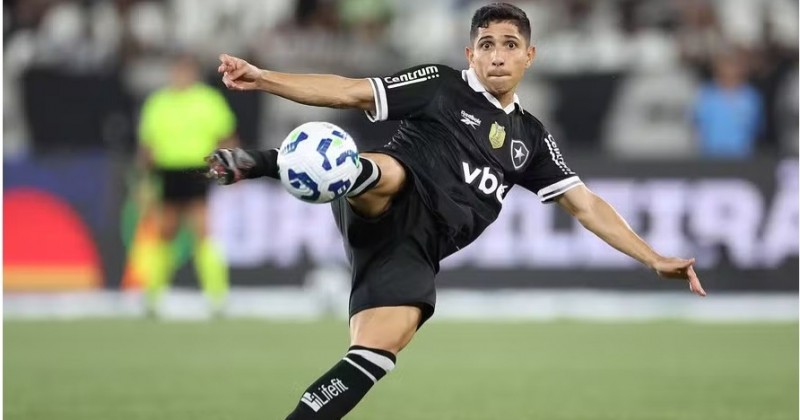 Bota aceita ofertas de R$ 44 milhes por Savarino; jogador decidir se sai ou fica