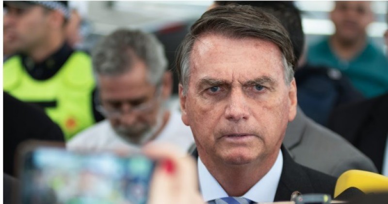Cerco a Bolsonaro se fecha enquanto Centro avana sobre nome para 2026