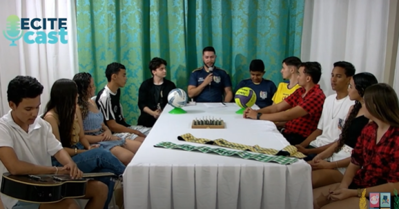 Professor realiza podcast com alunos de So Mamede para debater experincias esportivas