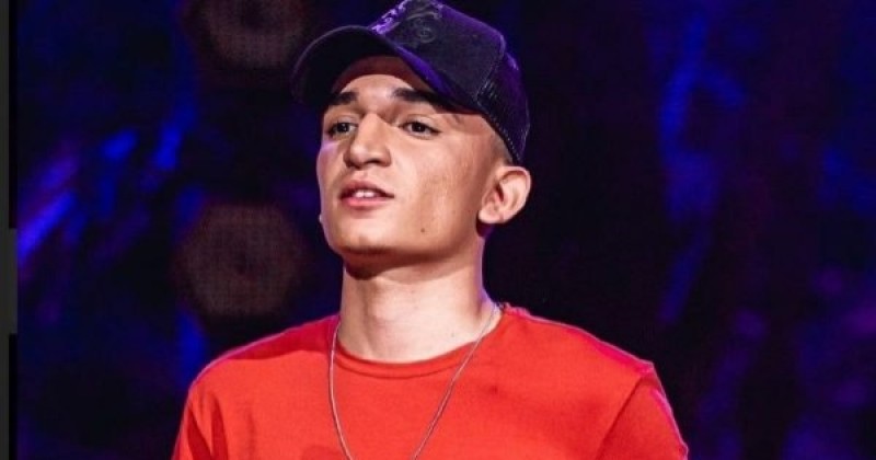 Joo Gomes cancela show por nascimento do filho e prefeita de MG chama cantor de 'irresponsvel'
