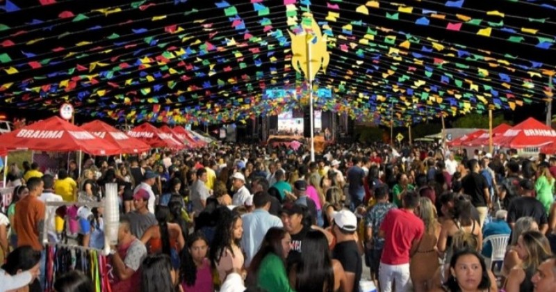 Festival da Galinha de Capoeira agora  patrimnio cultural e imaterial do municpio de Patos