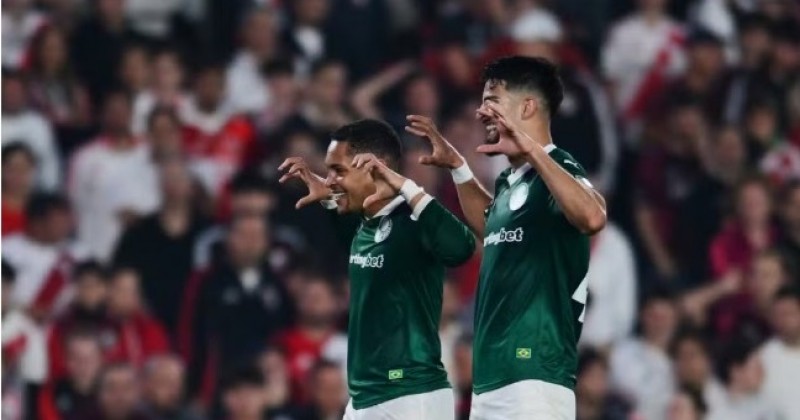 Anlise: Palmeiras fica perto de noite perfeita em vitria