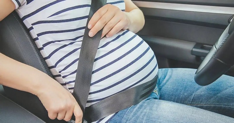 Mdicos alertam para cuidados no volante durante gestao e puerprio