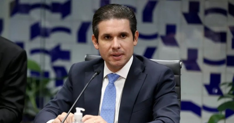 Presidente Hugo Motta revela reunio com aliados na Paraba para discutir cenrios visando 2026