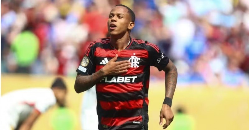 Fla decide multar Wallace Yan por indisciplina aps expulso contra o Bahia