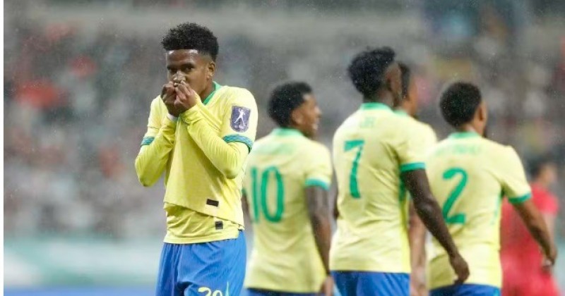 Zico e Romrio veem a Seleo em alta; Cafu diz que Brasil 'vai dar trabalho' na Copa