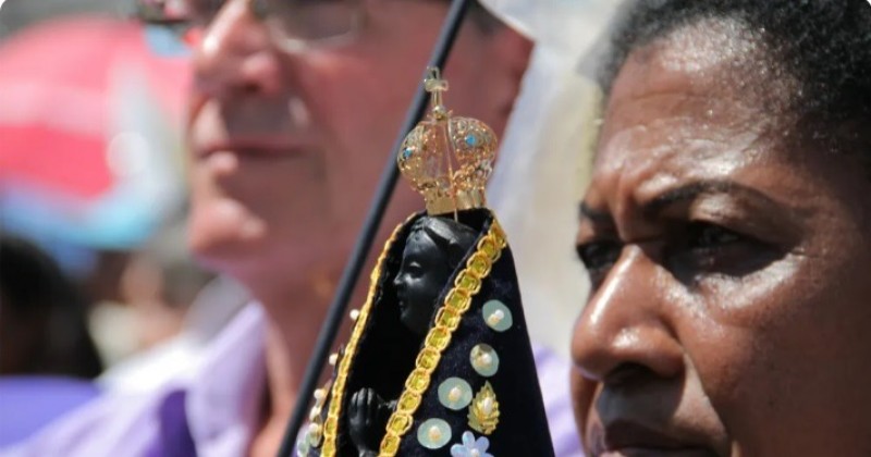 Quais so as explicaes para Nossa Senhora Aparecida ser negra? Entenda