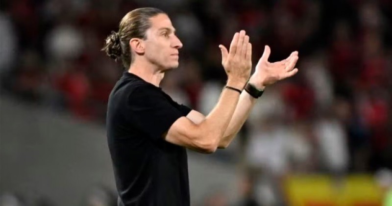 Flamengo: Sal  dvida, e Filipe Lus tem retornos para jogo com o Palmeiras