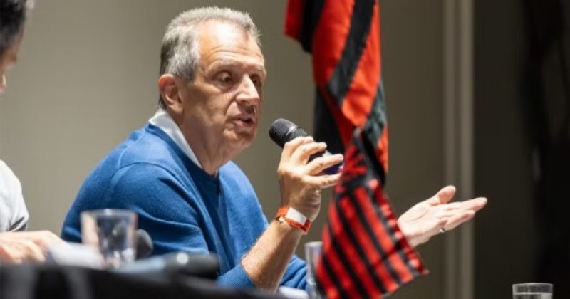 Flamengo prope fim do campo sinttico e restries para situaes como a do Vasco