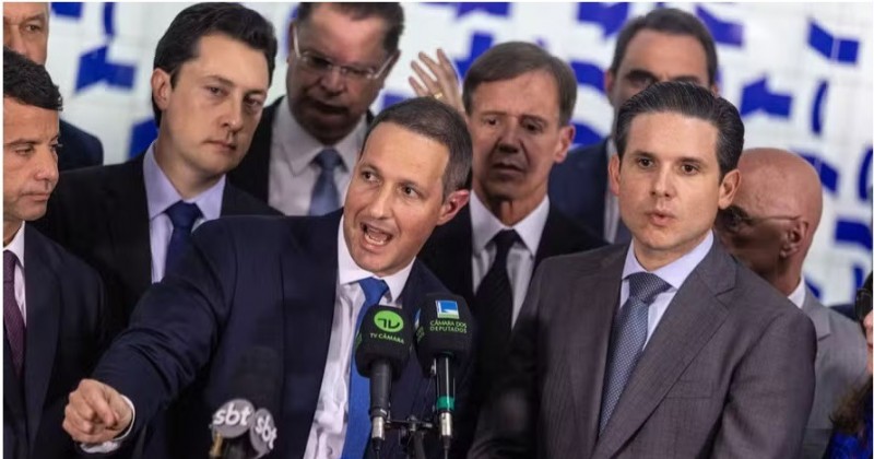 Derrite recua, tira terrorismo do PL Antifaco sem alterar atribuies da Polcia Federal