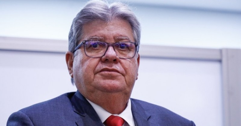 Governador edita MPs para substituir bolsa desempenho da Educao, Segurana e Fisco na Paraba