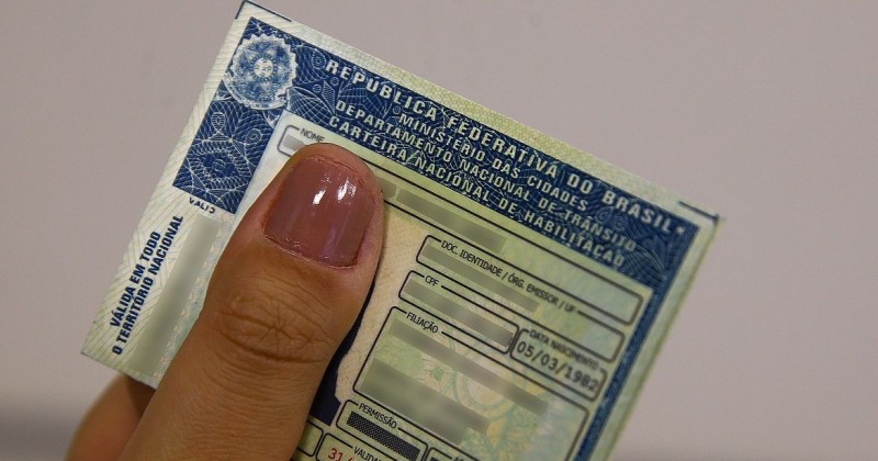 Exame toxicolgico volta a ser exigido para tirar a 1 Carteira Nacional de Habilitao
