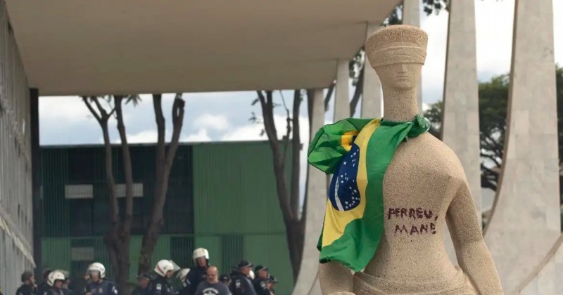 Saiba como votaram os paraibanos no PL que pode reduzir pena de Bolsonaro e condenados do 8/1