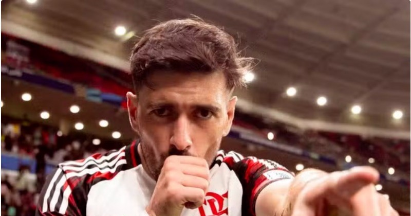 Arrascaeta decide, Flamengo bate Cruz Azul e vai  semifinal do Intercontinental