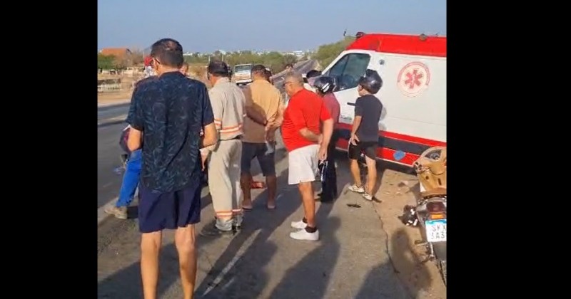 [VDEO] Homem fica gravemente ferido aps carro colidir em moto na BR-230, em Patos